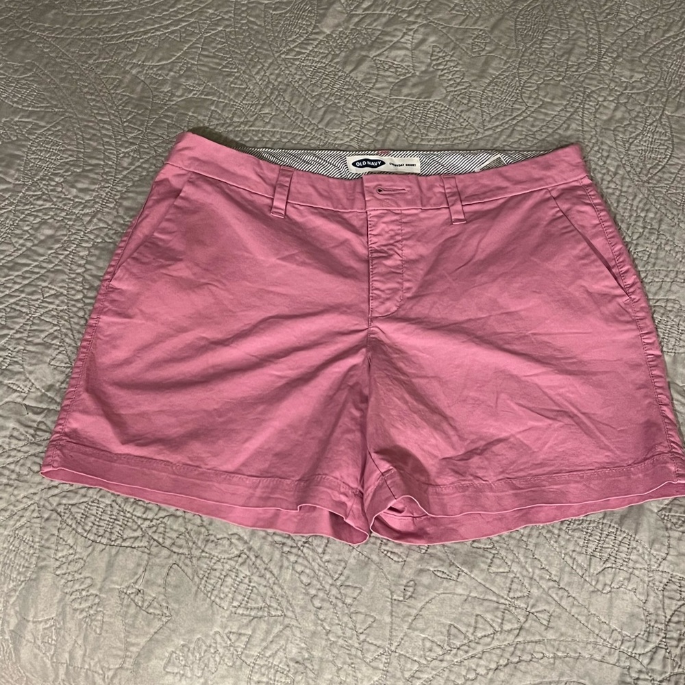 Old Navy Pink Women’s Chino Shorts